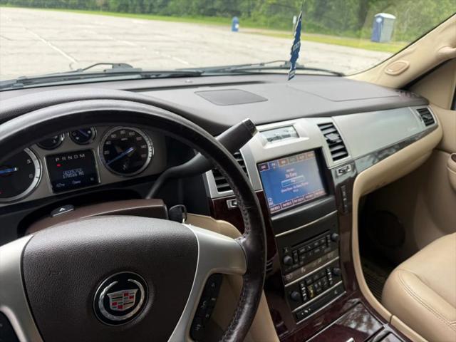 2013 Cadillac Escalade Luxury