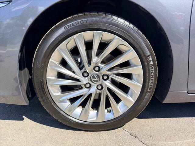 2019 Lexus ES 350 Luxury