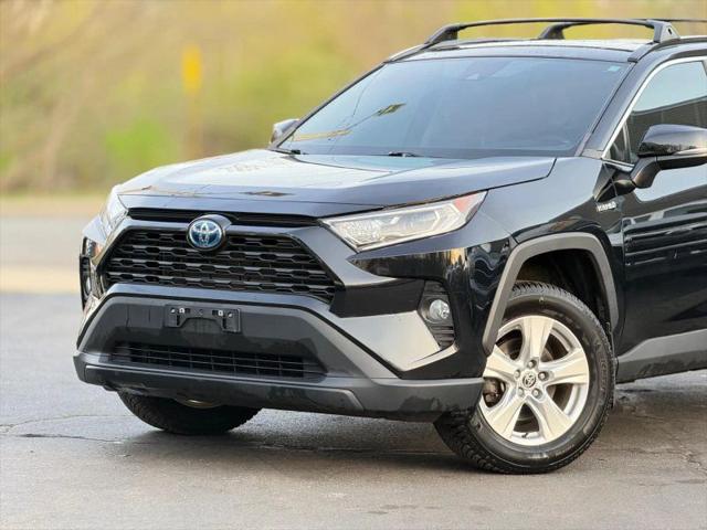2021 Toyota RAV4 Hybrid XLE