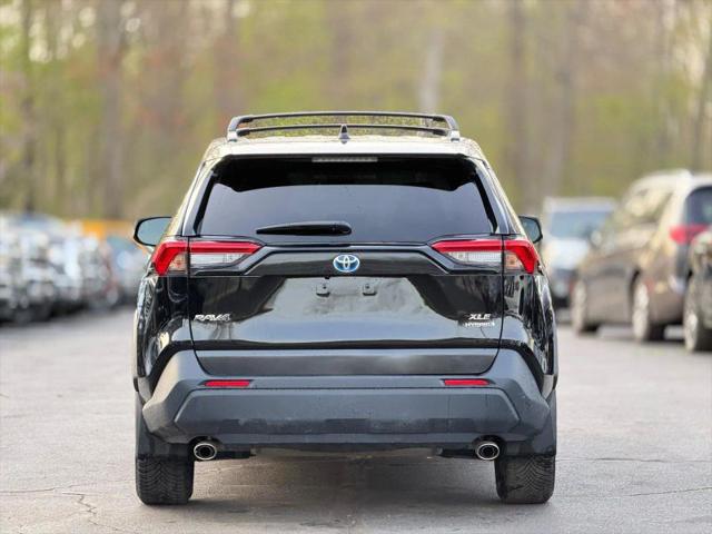 2021 Toyota RAV4 Hybrid XLE
