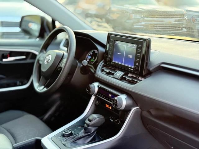 2021 Toyota RAV4 Hybrid XLE
