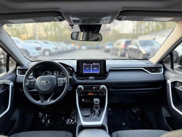 2021 Toyota RAV4 Hybrid XLE