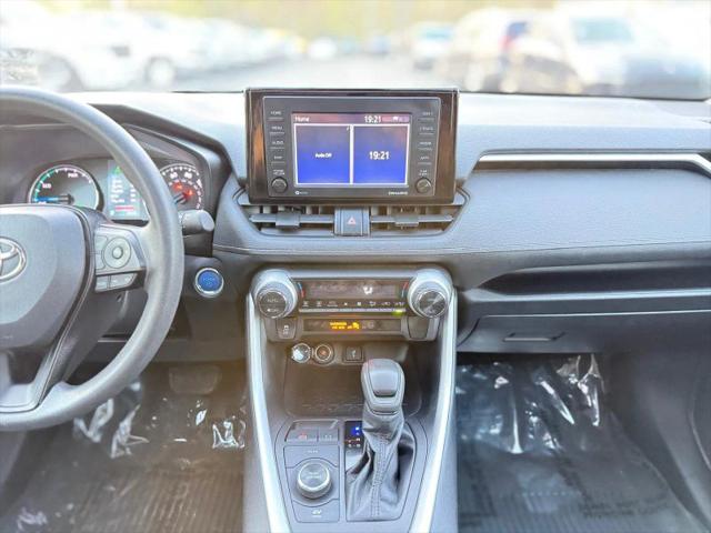 2021 Toyota RAV4 Hybrid XLE