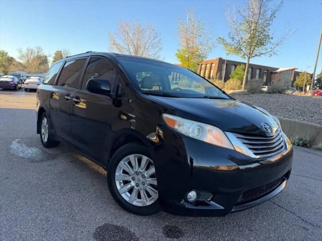 2013 Toyota Sienna XLE 7 Passenger
