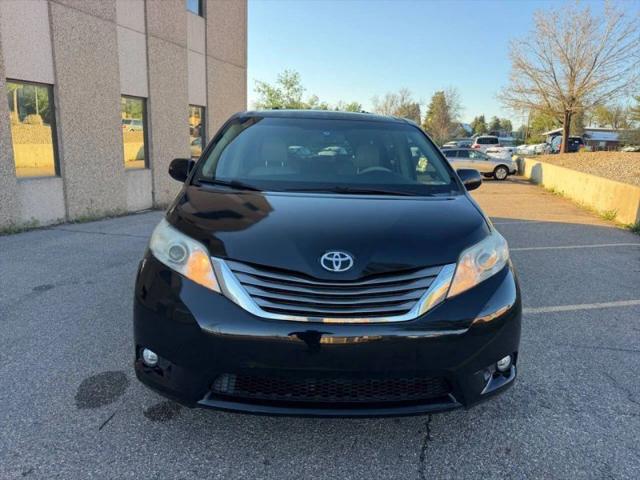 2013 Toyota Sienna XLE 7 Passenger