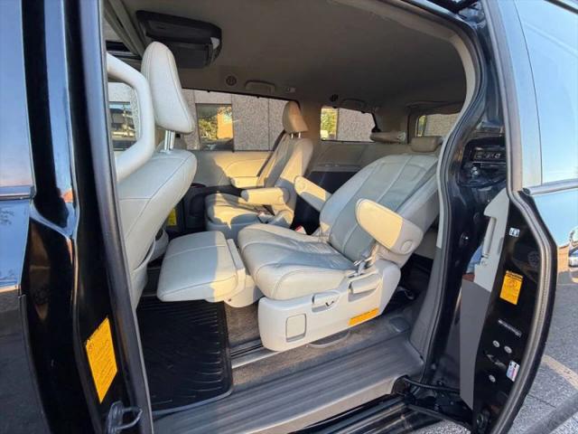 2013 Toyota Sienna XLE 7 Passenger