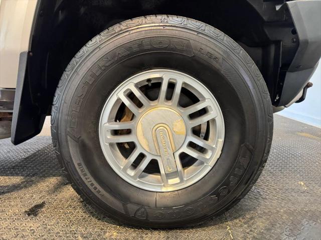 2008 HUMMER H3 Base