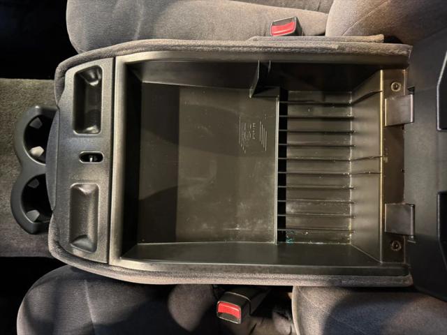 2002 Chevrolet Avalanche Base