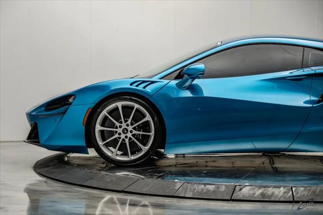 2024 McLaren Artura Vision