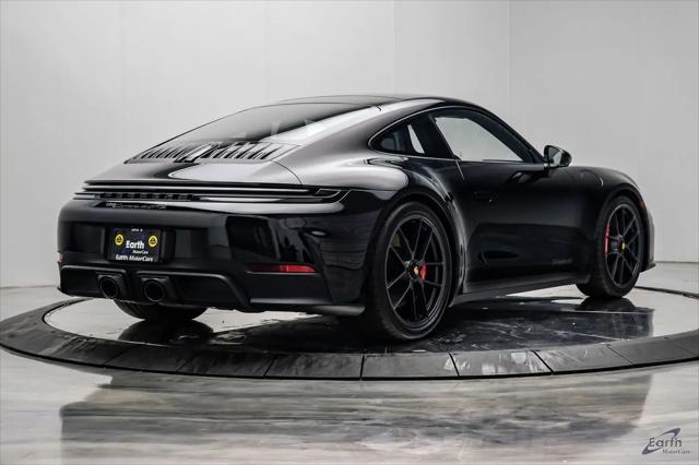 2026 Porsche 911 Carrera 4 GTS