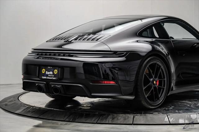 2026 Porsche 911 Carrera 4 GTS
