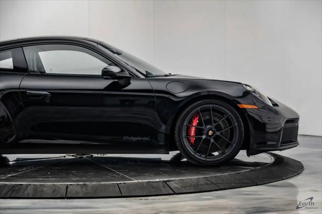 2026 Porsche 911 Carrera 4 GTS