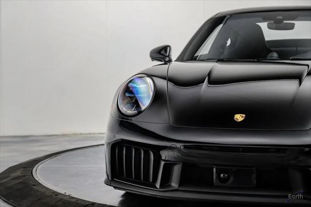 2026 Porsche 911 Carrera 4 GTS