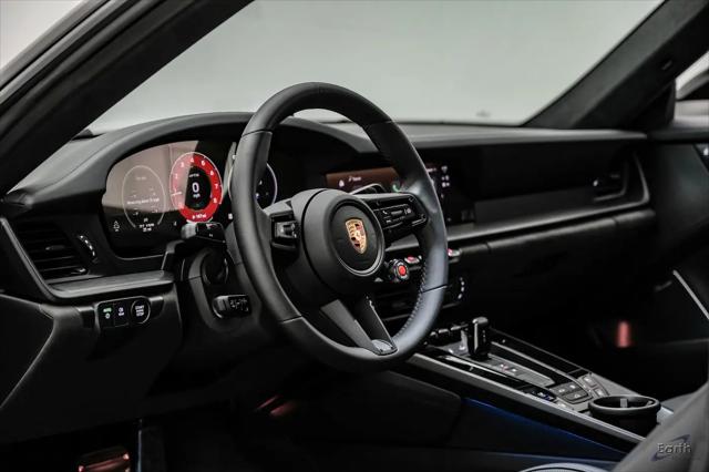 2026 Porsche 911 Carrera 4 GTS