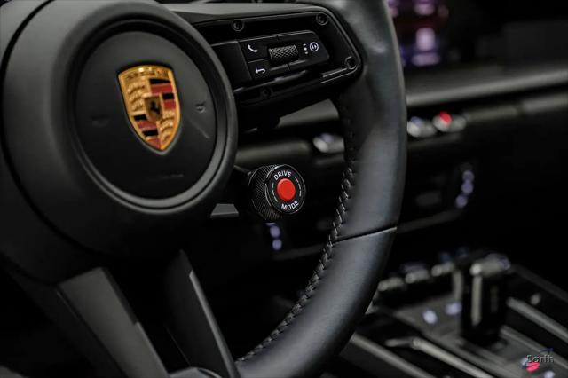 2026 Porsche 911 Carrera 4 GTS