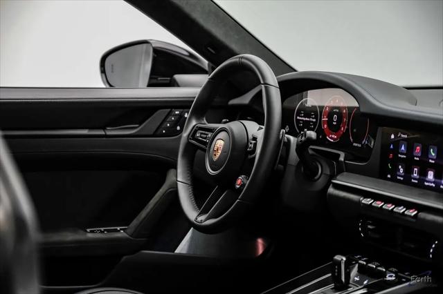 2026 Porsche 911 Carrera 4 GTS