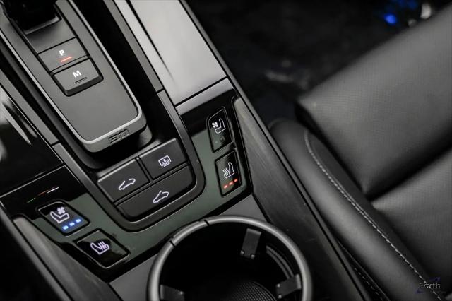 2026 Porsche 911 Carrera 4 GTS