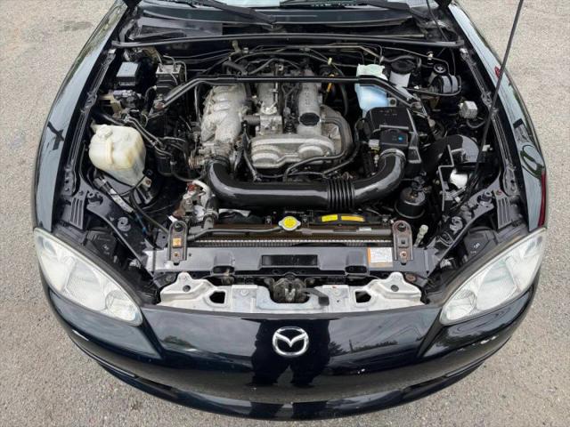 2003 Mazda MX-5 LS