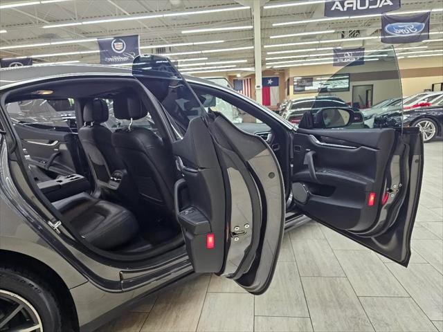 2018 Maserati Ghibli Standard