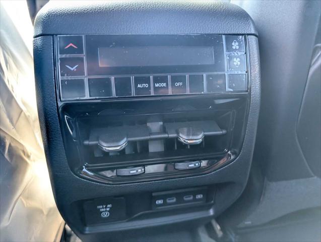 2026 Jeep Grand Cherokee L Altitude 4x4