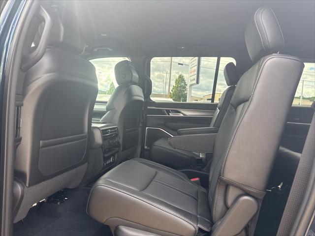 2026 Jeep Grand Wagoneer Limited Altitude 4x4