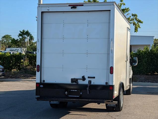 2022 Ford Transit Cutaway T-350