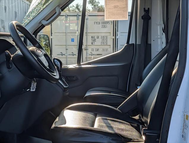 2022 Ford Transit Cutaway T-350