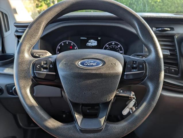 2022 Ford Transit Cutaway T-350