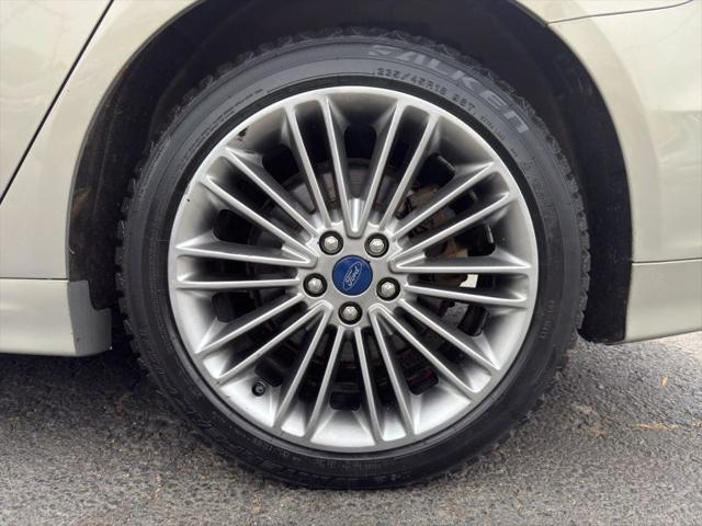 2015 Ford Fusion SE
