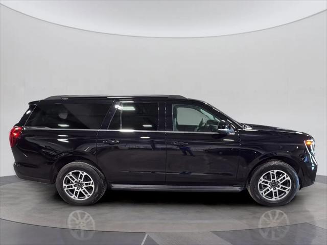 2025 Ford Expedition Active MAX