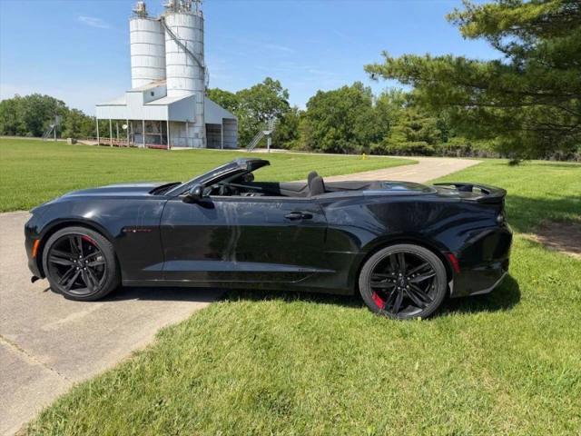 2022 Chevrolet Camaro RWD Convertible 1LT