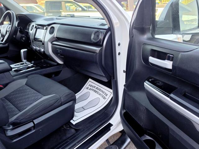 2017 Toyota Tundra SR5 5.7L V8