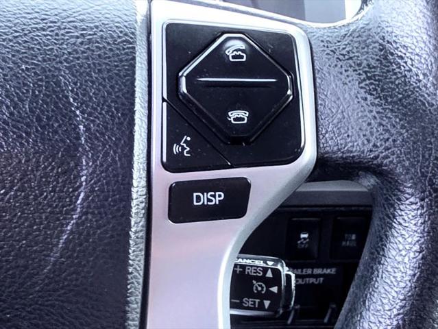2017 Toyota Tundra SR5 5.7L V8