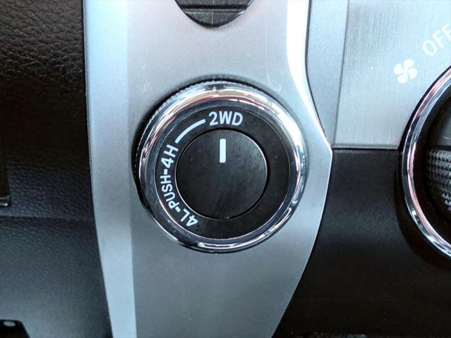 2017 Toyota Tundra SR5 5.7L V8