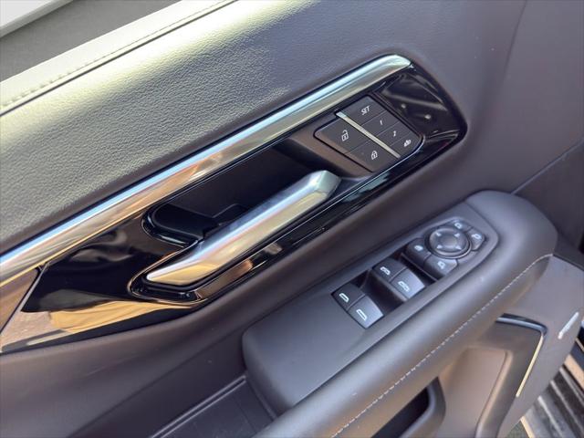 2026 Chevrolet Suburban LT, 4WD