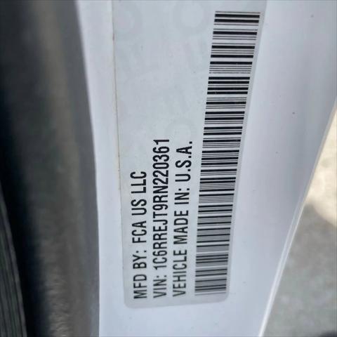 2024 Ram 1500 Laramie Crew Cab 4x2 5'7" Box