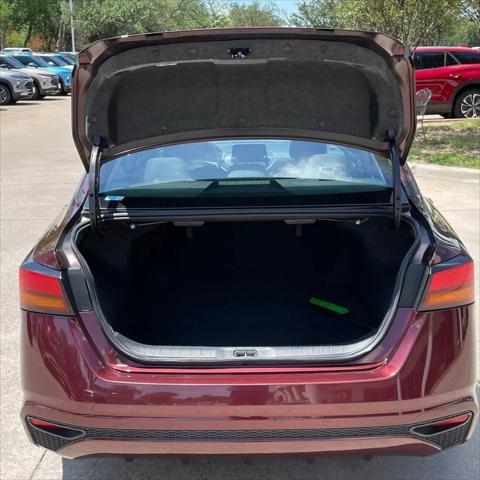 2024 Nissan Altima SV FWD
