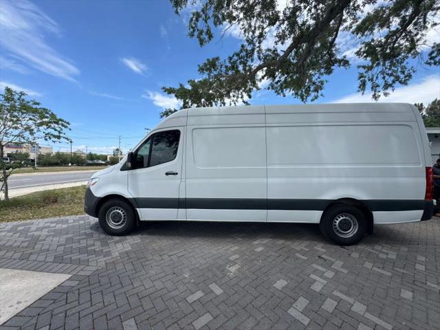 2022 Mercedes-Benz Sprinter 2500 High Roof V6