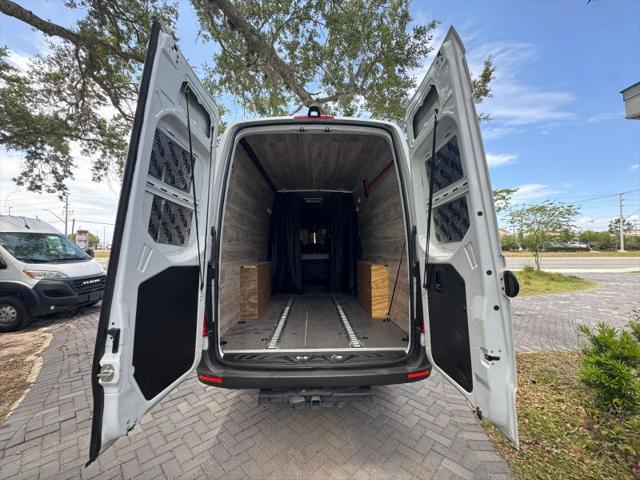 2022 Mercedes-Benz Sprinter 2500 High Roof V6