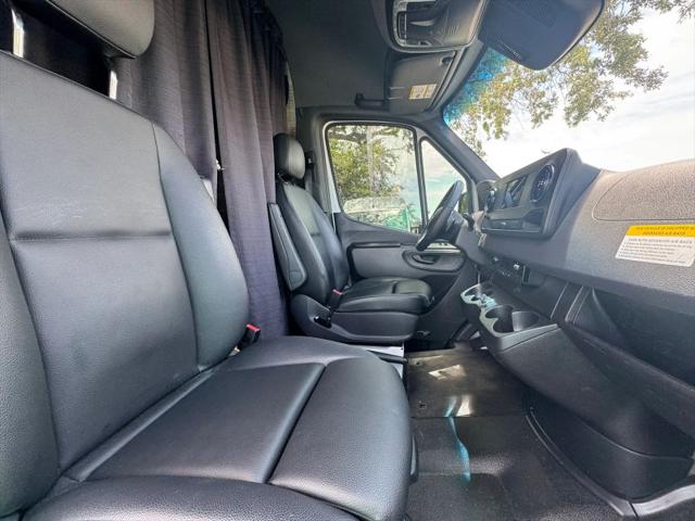 2022 Mercedes-Benz Sprinter 2500 High Roof V6