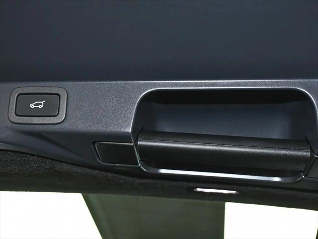 2021 Land Rover Range Rover Sport SVR