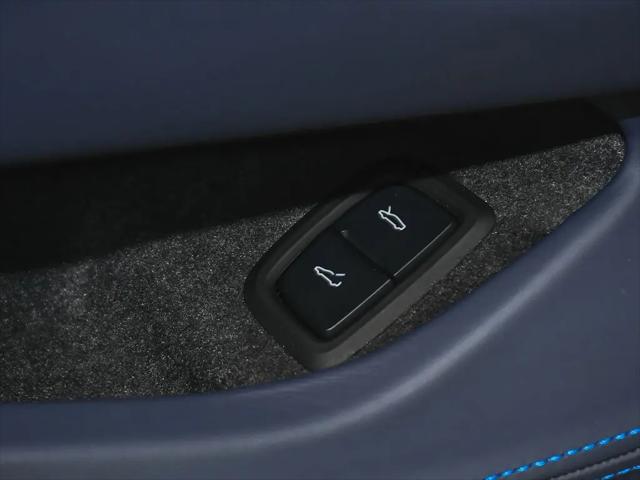 2023 Chevrolet Corvette Stingray RWD Coupe 3LT