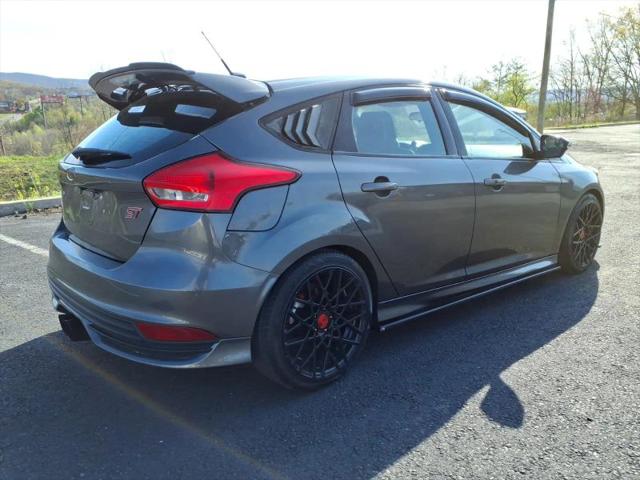 2015 Ford Focus Base