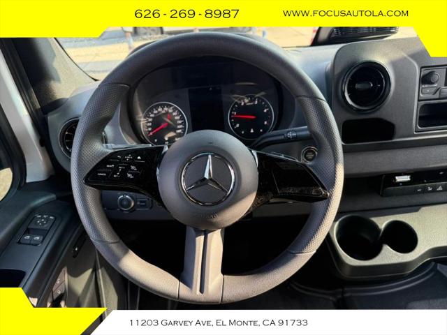 2026 Mercedes-Benz Sprinter 2500 High Roof 4-Cyl Diesel