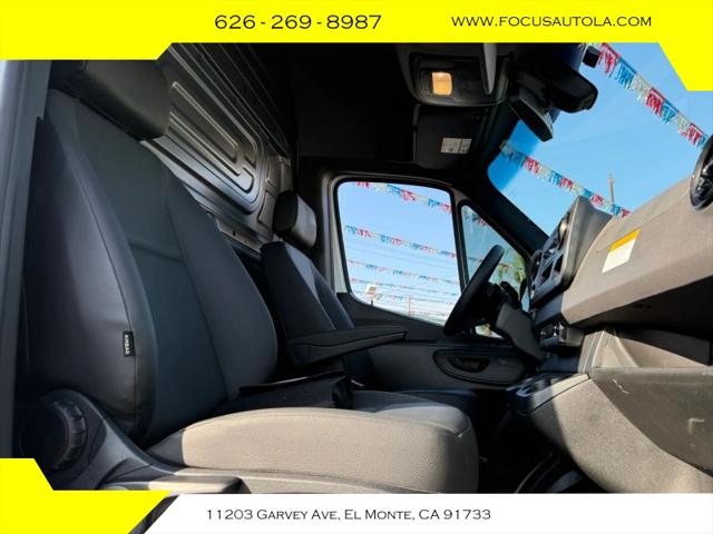 2026 Mercedes-Benz Sprinter 2500 High Roof 4-Cyl Diesel