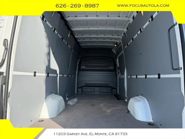 2026 Mercedes-Benz Sprinter 2500 High Roof 4-Cyl Diesel