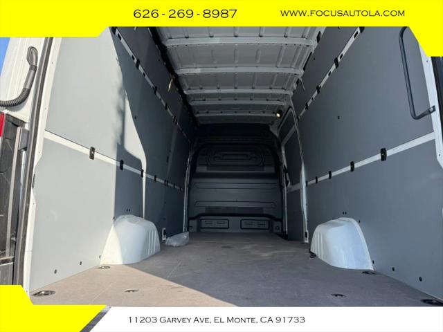 2026 Mercedes-Benz Sprinter 2500 High Roof 4-Cyl Diesel