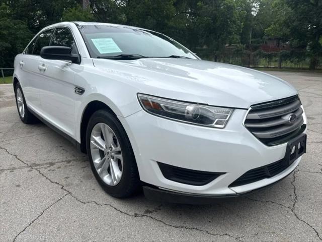2017 Ford Taurus SE for sale in Lake Worth, TX