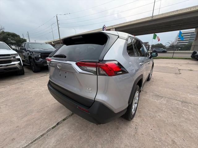 2022 Toyota RAV4 LE