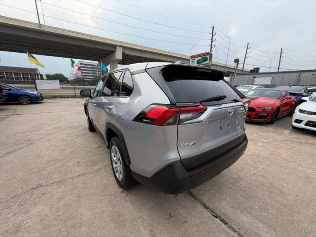 2022 Toyota RAV4 LE